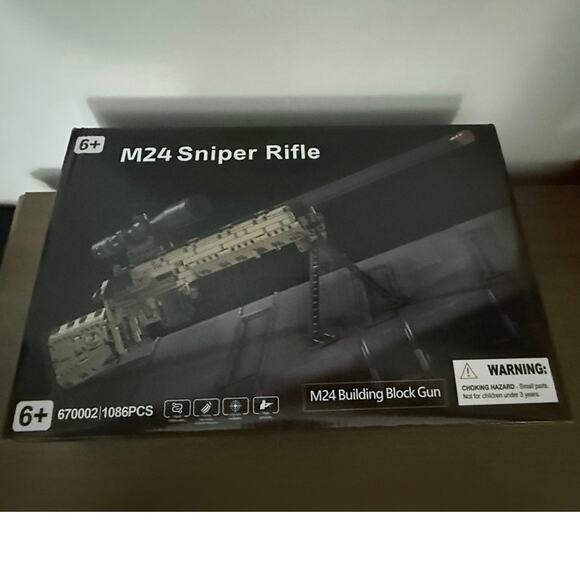 M24 Building Blocks Set | 1088 PCS | 1:1 Scale Model | Toy Collection - Picture 3 of 5